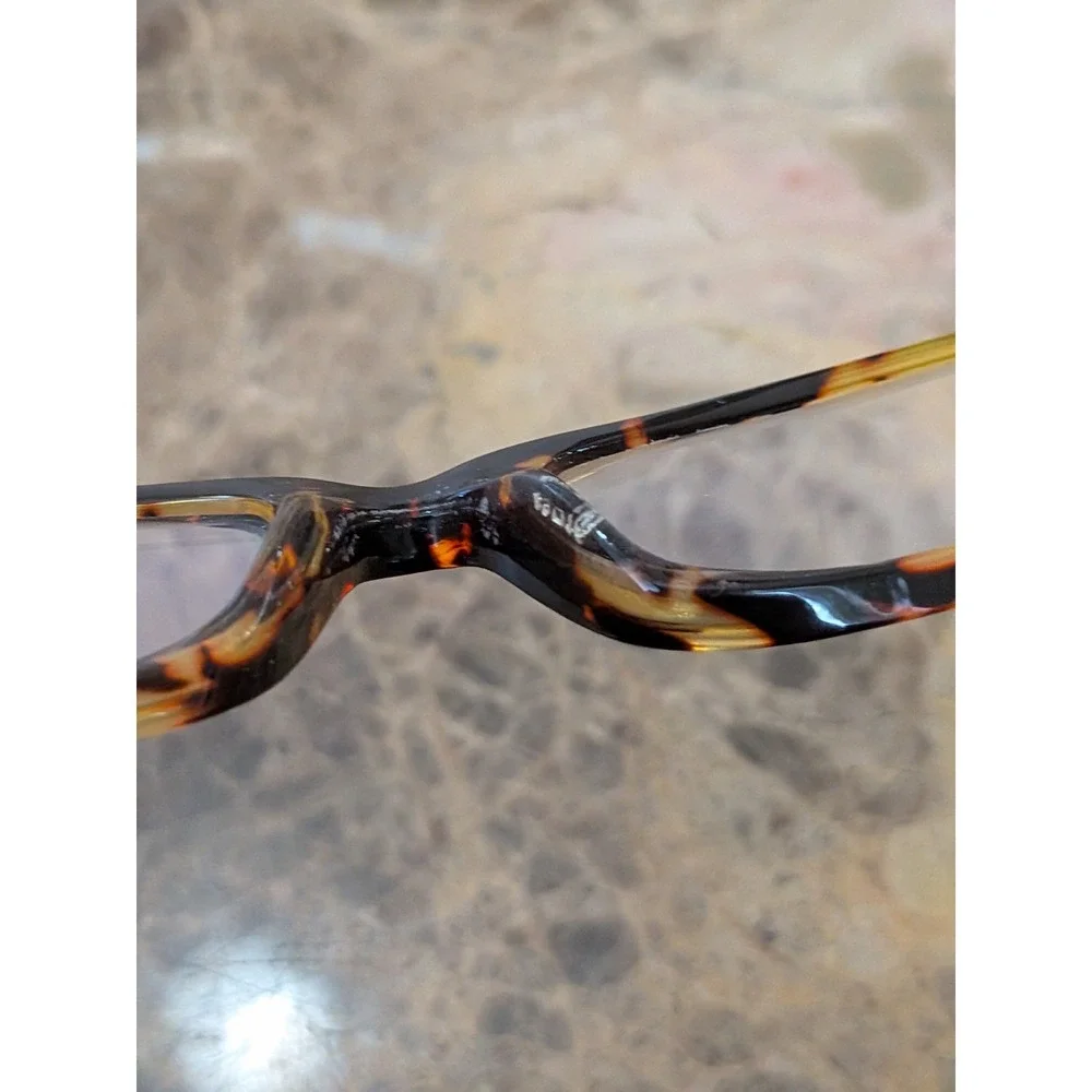 Versus by Versace Brown Tortoise Eyeglasses FRAMES ONLY - Mod 8063 49-16-135